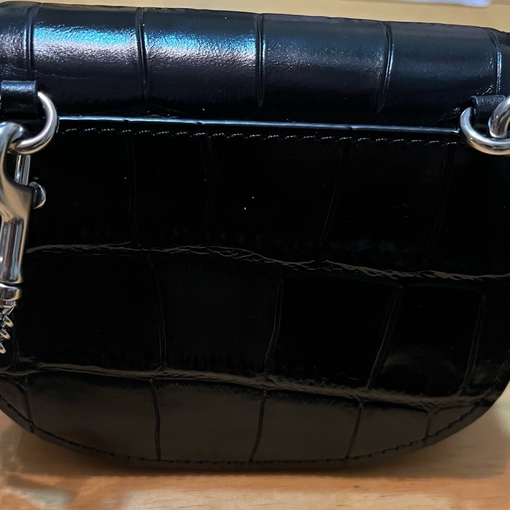 Coach Turnlock card case New with tags - Picture 4 of 9